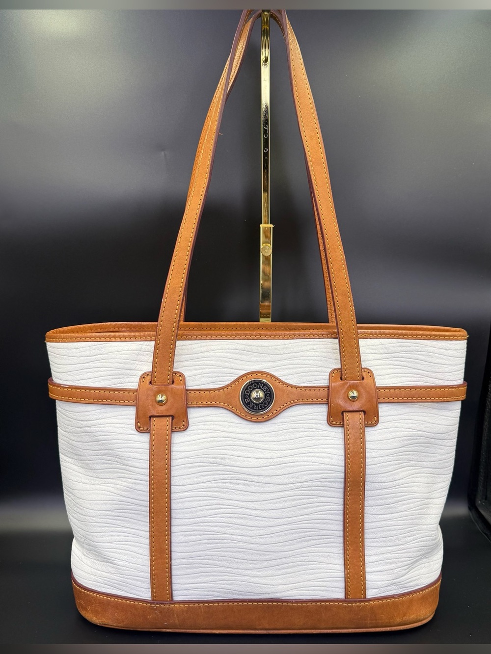 Dooney & Rourke white and Brown Wavy Textured Logo Lock Shoulder Bag Purse Tote